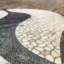 信阳 黄金麻冰裂纹地铺石工地铺装案例