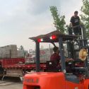 信阳 黄金麻冰裂纹，地铺石装车