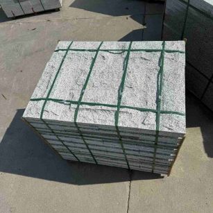 信阳 白麻花岗岩石材自然面蘑菇石成品