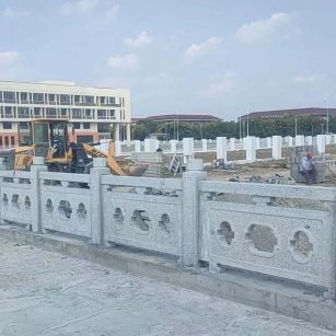 信阳 白麻花岗岩荔枝面河道栏杆