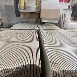 信阳 车间生产日常，黄金麻白麻花岗岩