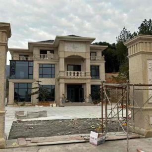 信阳 黄金麻花岗岩别墅雕花外墙干挂配上门口雕花罗马柱