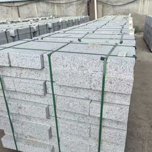 信阳 白麻花岗岩路沿石，弧形路沿石，道牙石，马路牙子，界石，路缘石，平沿石，直岩石，平缘石等