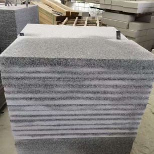 信阳 芝麻白5公分火烧地铺成品，900*400，规格可定制