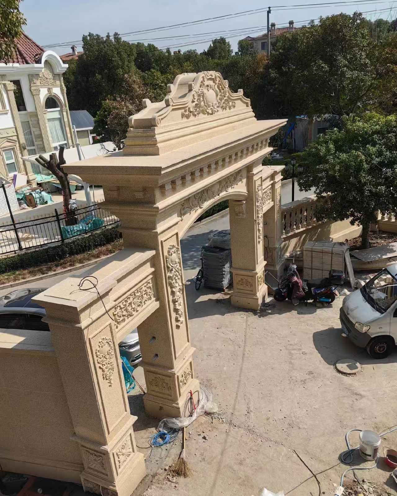 信阳 黄金麻荔枝面花岗岩别墅门楼