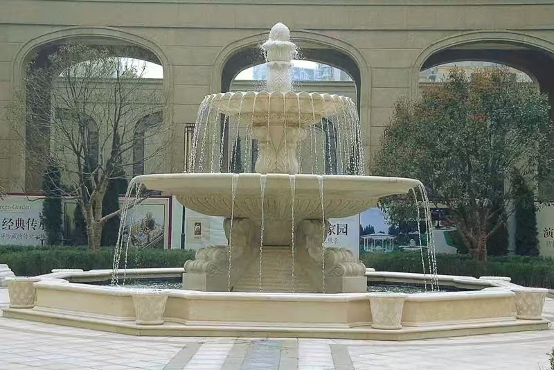 信阳 黄金麻花岗岩异型加工——户外庭院石雕流水喷泉