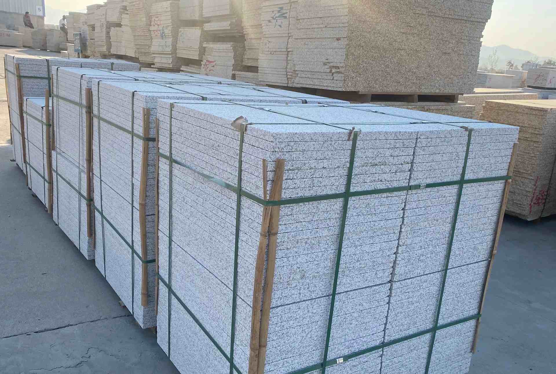 信阳 白麻花岗岩荔枝面地铺石