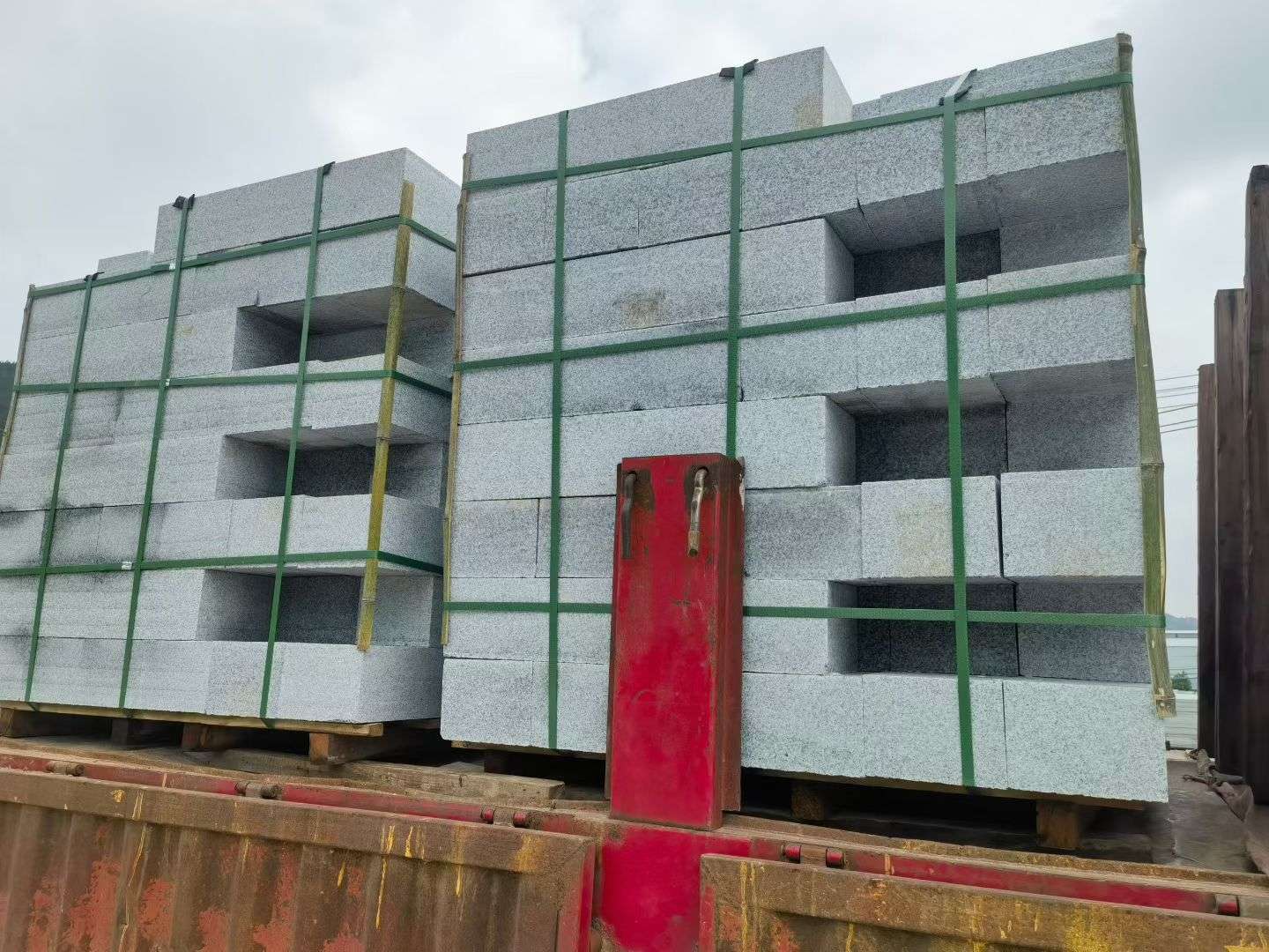 信阳 芝麻白花岗岩路沿石，平石，路侧石，马路牙子，路缘石，立缘石，平缘石等